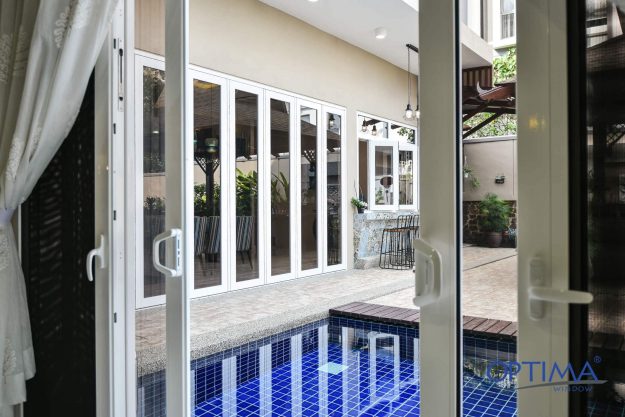 The Royale Cheras – 30 – Arxtech Security Mesh – Aluminium Sliding Door
